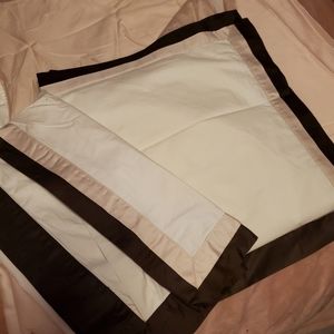 Restoration Hardware Queen Duvet Bedset  Pink, White & Brown